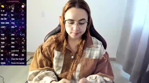 Dulce Maria online show from 10.20.25