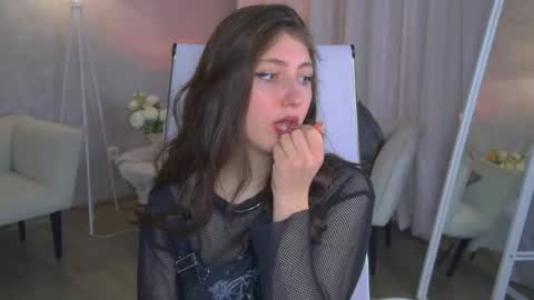 Snapshot of marymillerr chatting on 02.11.26 Mary Miller online show from 02.11.26