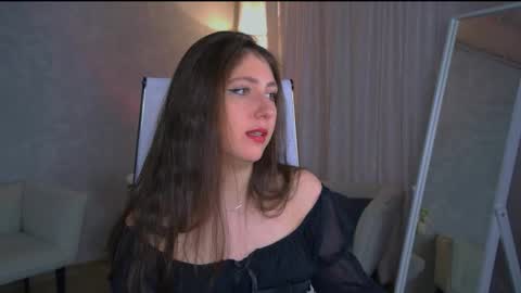 Snapshot of marymillerr chatting on 02.18.26 Mary Miller online show from 02.18.26