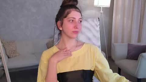 Snapshot of marymillerr chatting on 06.27.26 Mary Miller online show from 06.27.26