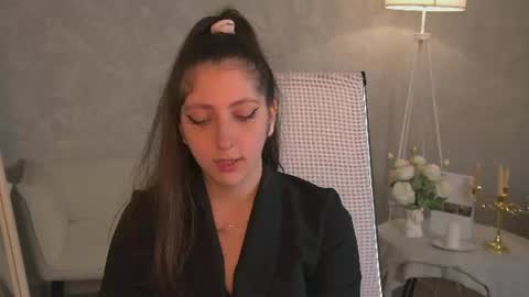 Snapshot of marymillerr chatting on 07.03.26 Mary Miller online show from 07.03.26