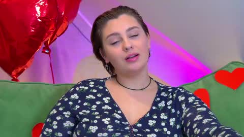 MaryMurrays online show from 02.18.25