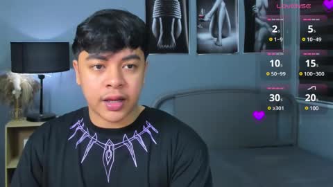 Snapshot of masarapkahitwalang_sauce18 chatting on 12.07.24 VALE online show from 12.07.24