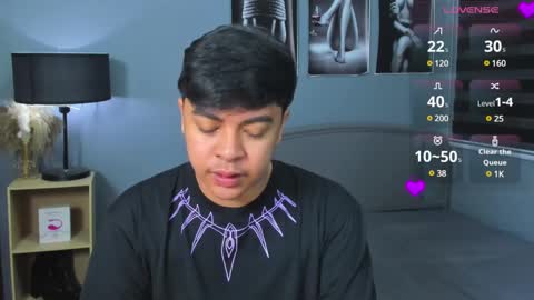 Snapshot of masarapkahitwalang_sauce18 chatting on 12.07.24 VALE online show from 12.07.24