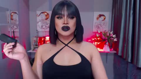 Snapshot of masarapkahitwalang_sauce18 chatting on 02.05.25 VALE online show from 02.05.25