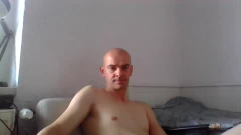 Snapshot of maserstti chatting on 06.18.26 maserstti online show from 06.18.26