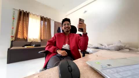 Mask Boy online show from 01.01.25