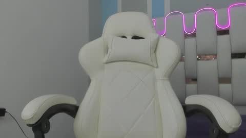 Scarlet  online show from 12.18.25