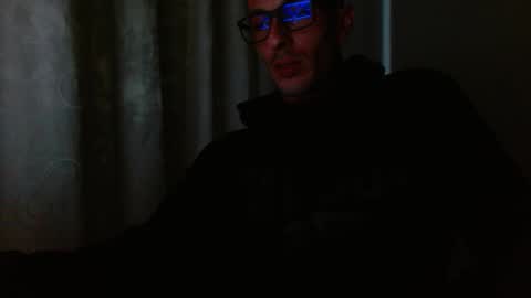 Snapshot of maskguy23 chatting on 10.01.25 maskguy23 online show from 10.01.25