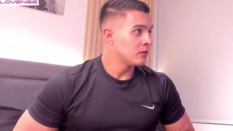 Mason Bennet online show from 12.17.25