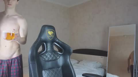 Snapshot of mason_warhol chatting on 11.14.25 Mason online show from 11.14.25