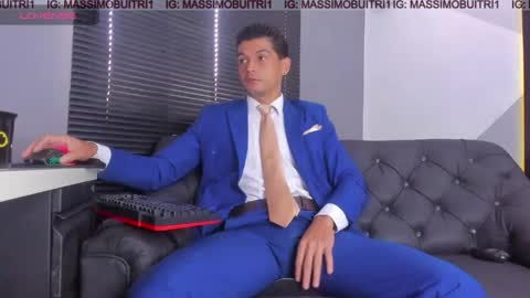 I am Massimo online show from 05.12.26