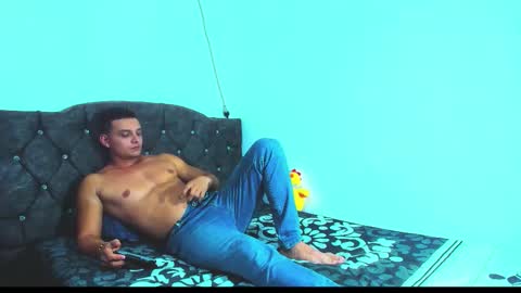 Snapshot of massimo_salazar chatting on 02.09.26 Massimo online show from 02.09.26