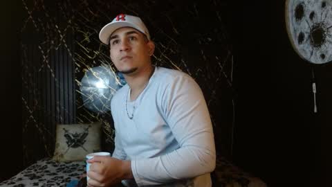 Snapshot of massimo_vidal chatting on 02.01.26 massimo_vidal online show from 02.01.26