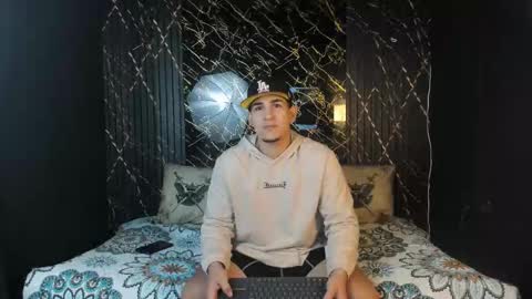 Snapshot of massimo_vidal chatting on 02.26.26 massimo_vidal online show from 02.26.26