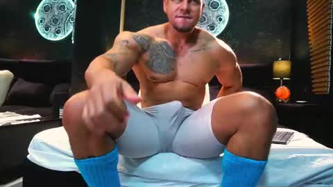 massimowalton2 online show from 11.29.25