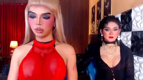 Snapshot of massivecocktrans chatting on 02.28.26 massivecocktrans online show from 02.28.26