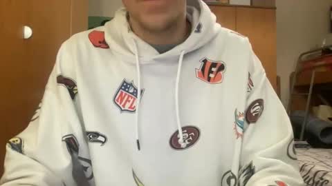 Snapshot of massiverob99 chatting on 02.13.26 massiverob99 online show from 02.13.26