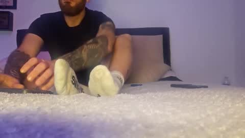 Snapshot of masterbailey chatting on 12.14.25 masterbailey online show from 12.14.25