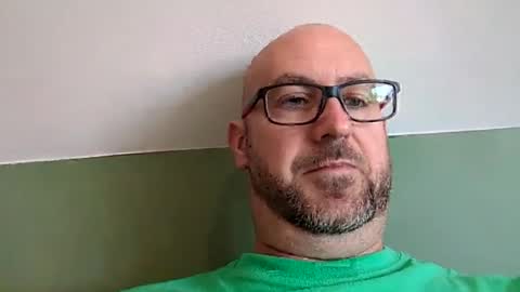 Snapshot of masterclass69er chatting on 05.14.26 Bob online show from 05.14.26
