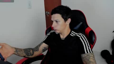 Snapshot of masterdave7 chatting on 09.19.25 Dave online show from 09.19.25