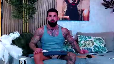 Snapshot of masterkingofmuscle chatting on 06.24.26 masterkingofmuscle online show from 06.24.26