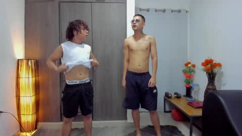 Snapshot of masters_sexx chatting on 02.05.25 Team Cris Darwin- Fernando- Stiven- David online show from 02.05.25