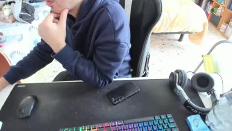 Snapshot of mastersex96 chatting on 04.14.26 Master Sex online show from 04.14.26