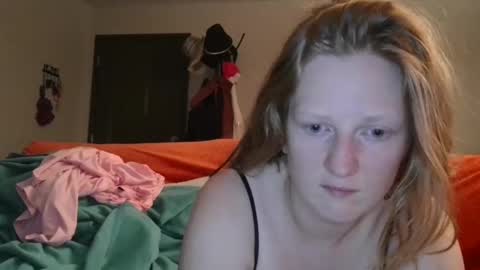 Snapshot of mastersquirter98 chatting on 09.24.25 alex online show from 09.24.25