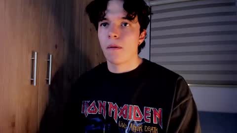 Snapshot of mastrangelo_x chatting on 03.01.26 mastrangelo_x online show from 03.01.26