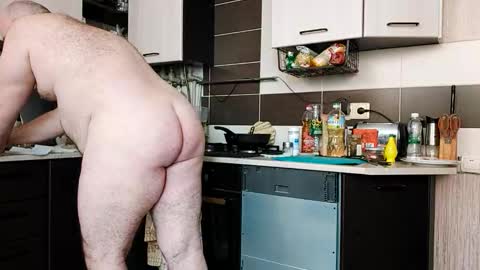 m-bear7bb online show from 10.05.25