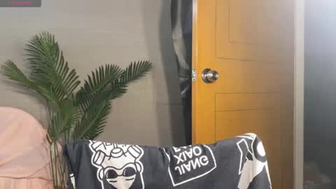 SuSu online show from 09.19.25