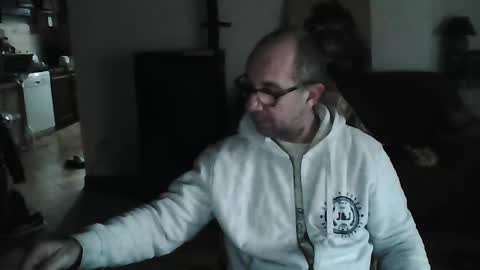 mat11efou online show from 02.26.25