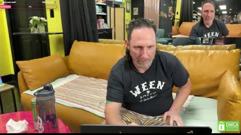 Jer and Kel online show from 03.04.25