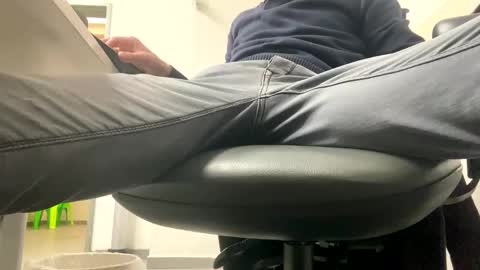 Snapshot of matcris90 chatting on 01.18.25 matcris90 online show from 01.18.25