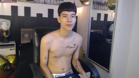 Snapshot of mateo_daza chatting on 05.20.26 MATEO online show from 05.20.26