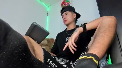 mateo_escobar online show from 12.02.25