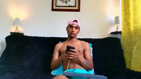 Snapshot of mateo_noath chatting on 12.24.24 mateo_noath online show from 12.24.24