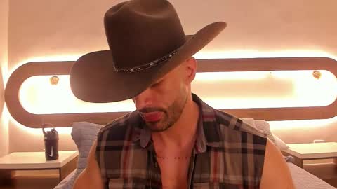 Mateo online show from 03.08.26