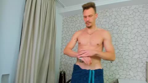 Snapshot of mateobenjamin chatting on 01.30.25 MateoBenjamin online show from 01.30.25