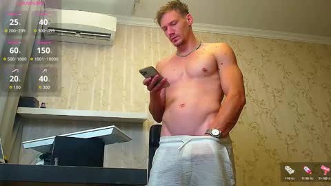 Snapshot of mateobenjamin chatting on 10.04.25 MateoBenjamin online show from 10.04.25