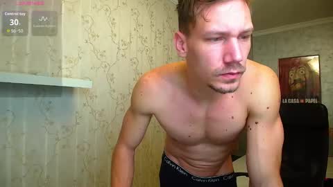 Snapshot of mateobenjamin chatting on 10.08.25 MateoBenjamin online show from 10.08.25