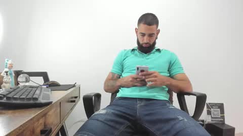 Snapshot of matheusbeard2 chatting on 02.11.25 Matheus online show from 02.11.25