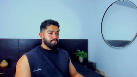 Mathew Flintt  online show from 10.17.25