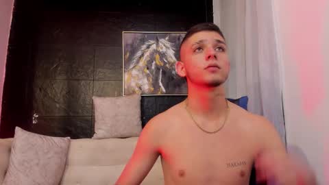 Snapshot of mathewboy2 chatting on 09.30.25 mathewboy2 online show from 09.30.25