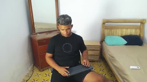 mathews__ online show from 12.18.25