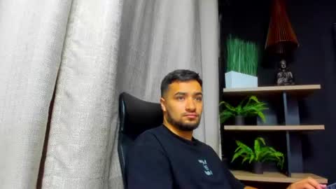 Snapshot of mathews_colton1 chatting on 06.16.26 Mathews online show from 06.16.26