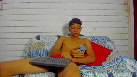 Snapshot of mathias_fernandez_ chatting on 02.08.25 Mathias Fernandez online show from 02.08.25