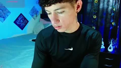     online show from 04.05.26