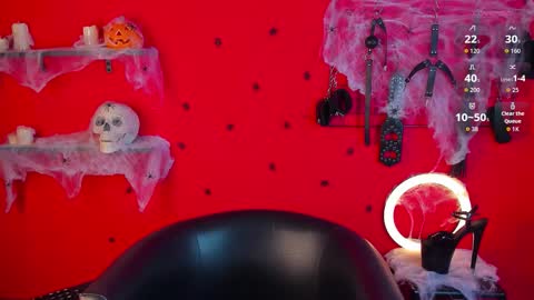 Matilda  GTM3TuWeThFrSa 0300am-1000am online show from 10.26.25